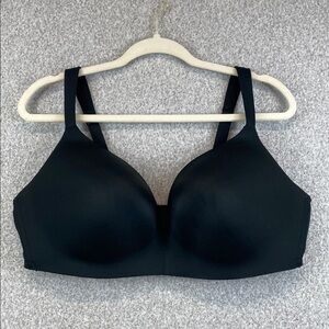 Cacique simply wire free plunge 42DD black padded full coverage tee shirt smooth